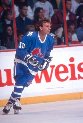 Guy Lafleur Quebec Nordiques skates on the ice at an NHL game v th- Old Photo 9