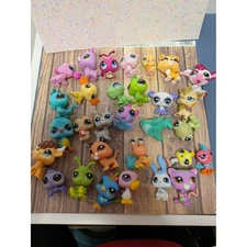 Littlest Pet Shop Lot of 30 Assorted Pets