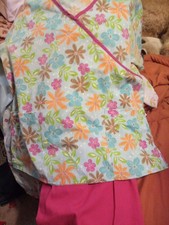 Just Love Scrub Top And unknown Brand Bottoms Size Large. Top 2front Pockets.