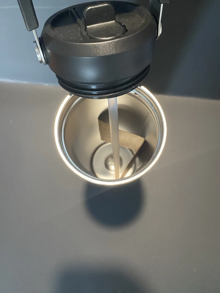 Botella de agua de acero inoxidable Pelican Pacific 26 oz - ¡Ventiladores de culo grande raros! Foto 3 de 4