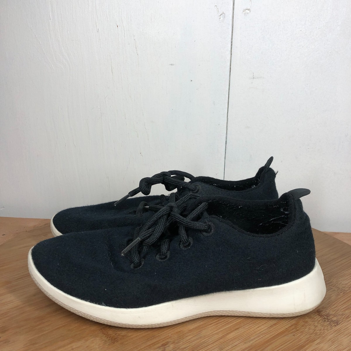 Allbirds Shoes Womens 8 Wool Runner Sneakers Black Casual  display picture 2