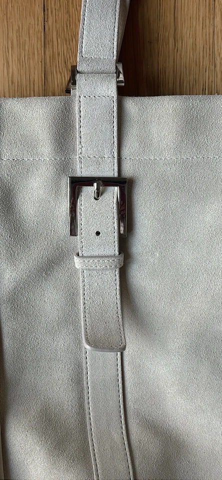 Bolso de Mano Y2K Express Beige Grande Gamuza - Grande, Totalmente Forrado, Nuevo Sin Etiqueta Foto 3 de 4