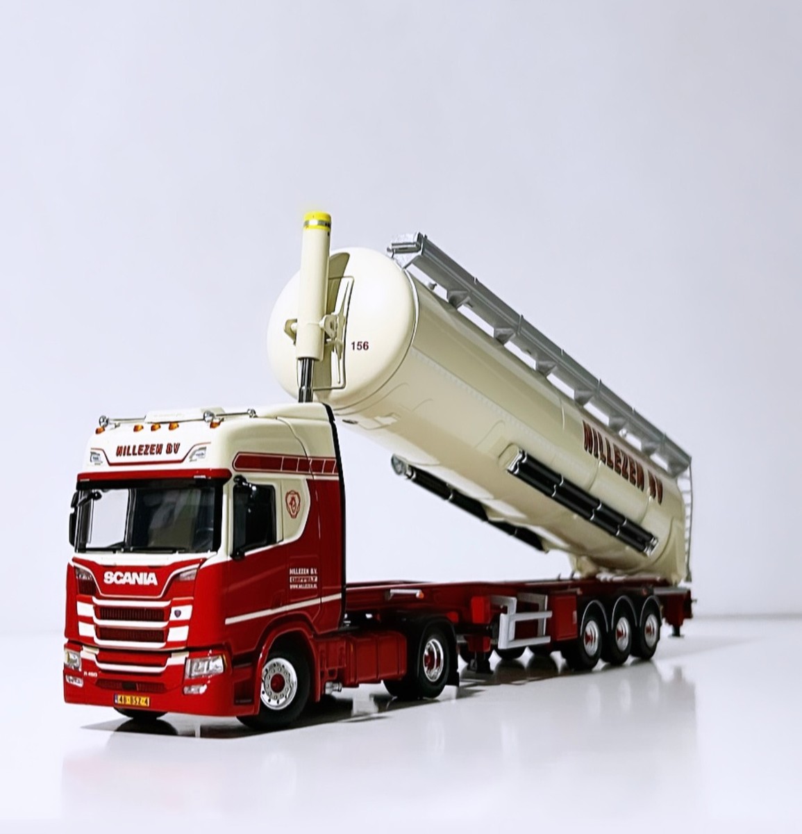 Scania R highline CR20H tipper bulk trailer Scania R highline CR20H tipper bulk trailer