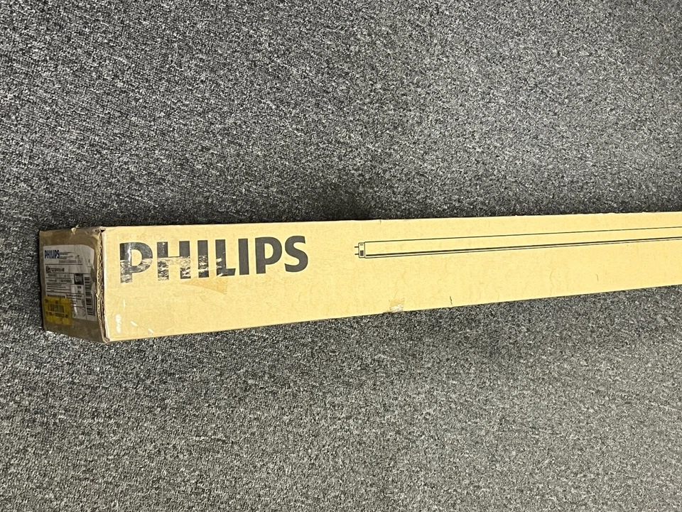 Philips 28W 46in T5 Tubo Fluorescente Blanco Neutro Recubierto de Seguridad (Caja de 39) Foto 3 de 4