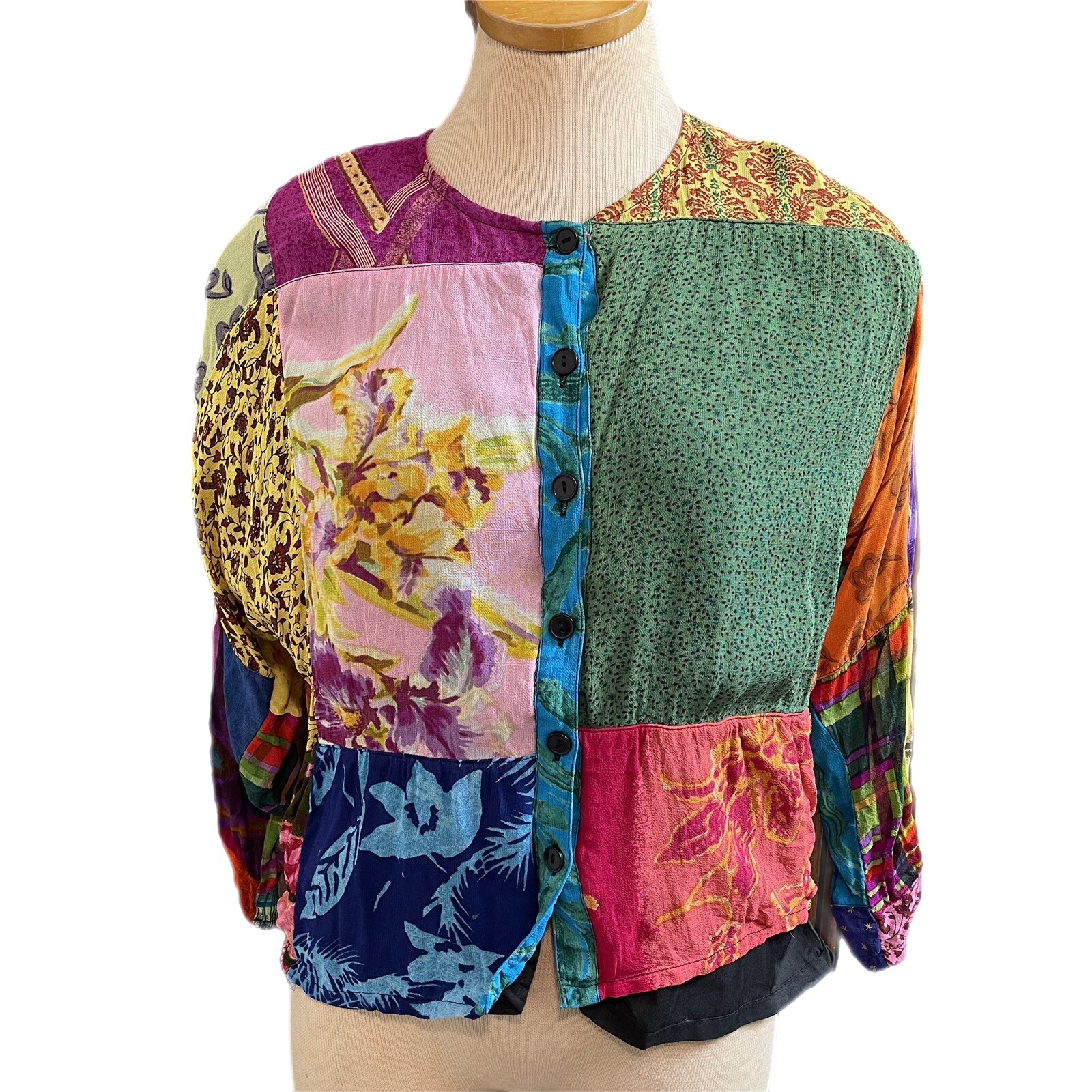Sacred Threads Floral Multicolor Patchwork Button… - image 1