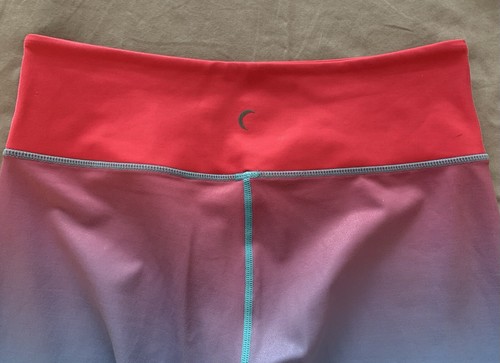 Zyia Active Leggings Red White Blue Ombre Womens Size 12 NEW - Picture 7 of 17