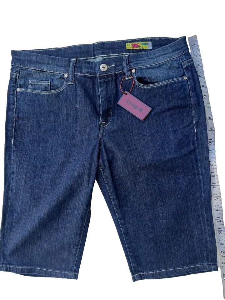 BLANK 女式短蓝色牛仔百慕大短裤 31 码 — 第 3/4 张图片