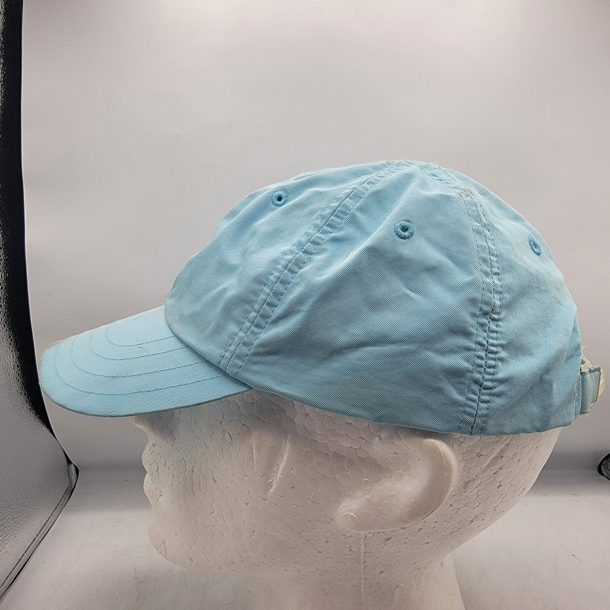 Nike Adults Light Blue Athletic Hat Lightweight Casual 