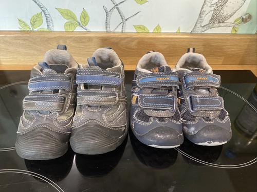 2 paia di scarpe GEOX per bambino neonato taglia 9 (EU 26) Blu Scarpe Da  Ginnastica | eBay