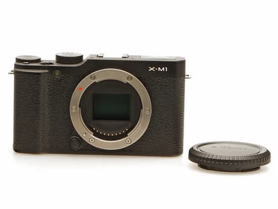 Fujifilm X-M1 Spiegellose Systemkamera Gehäuse / Body - defekt ! - Bild 1 von 4