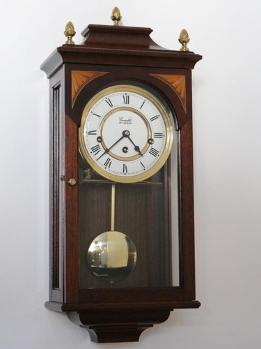 WESTMINSTER CHIMING WANDUHR - COMITTI LONDON moderne Uhr, guter Zustand