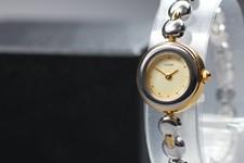 Orologio da donna al quarzo bicolore vintage anni 80-2000 Citizen 2200-226569...