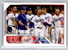 2023 Topps #219 Los Angeles Dodgers