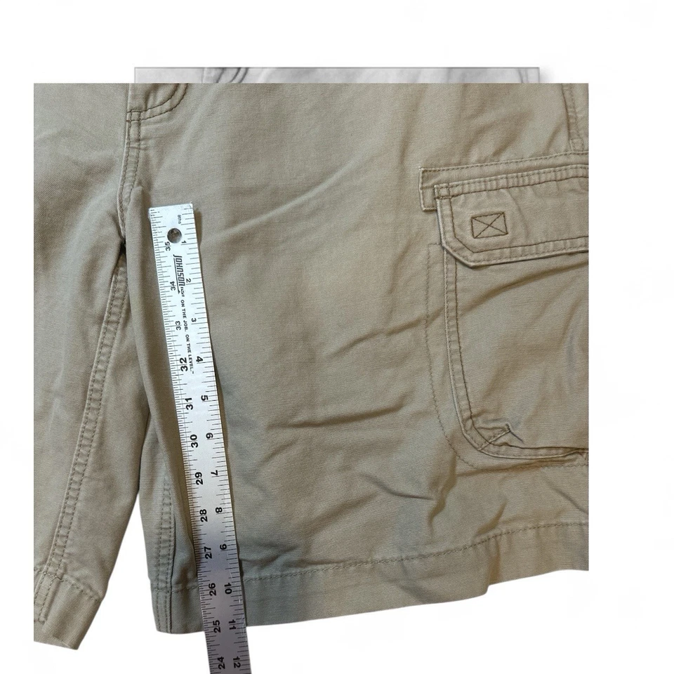 Bermuda cargo Kerry Ellis tamanho 38 cáqui Y2K vintage folgada - Imagem 3 de 4