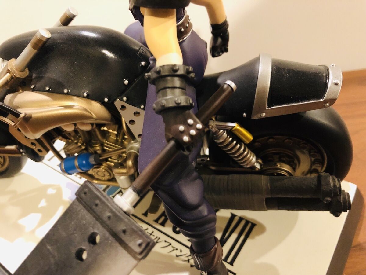 Rare Kotobukiya Final Fantasy VII FFVII Cloud Strife & Hardy Rare Kotobukiya Final Fantasy VII FFVII Cloud Strife & Hardy