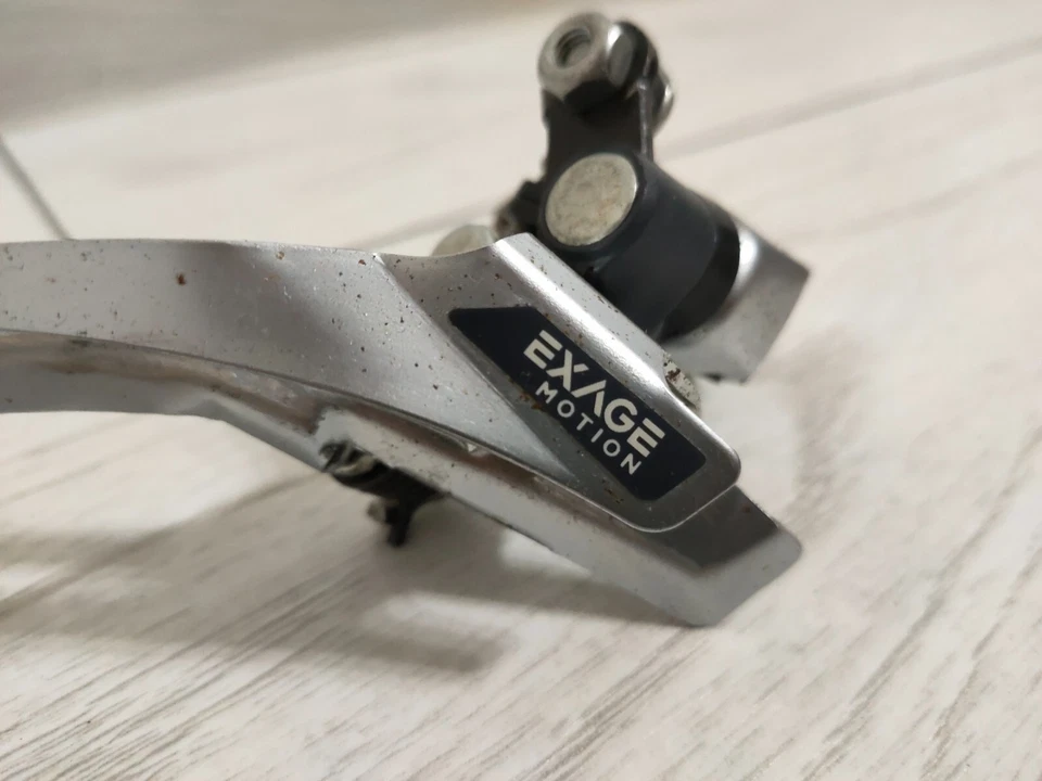 Classic Shimano Exage FD-A250 Bicycle Front Derailleur 28.6 mm Clamp - Image 2 of 4