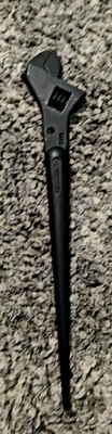 1   Klein USA 3239 16  Adjustable Spud Wrench Iron Worker Construction Tool. NEW
