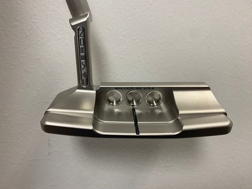 Scotty Cameron 2024 Super Select Squareback 2 Putter 35" + HC **MINT** - Picture 2 of 7