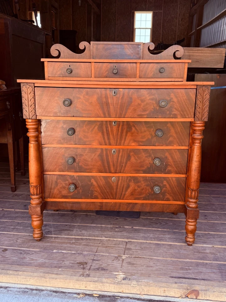 Antique Classical Boston chest drawers Cherry & mahogany 7 drawer dresser - Image 4 of 4