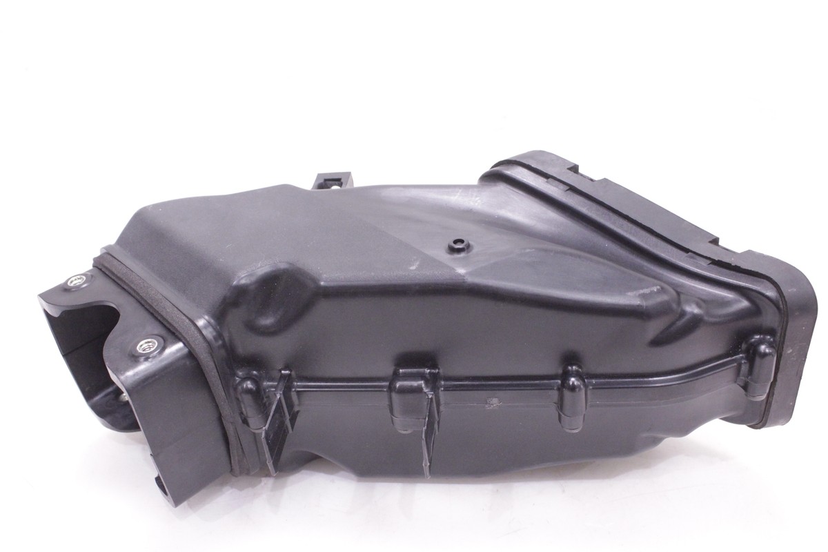 11-15 KAWASAKI NINJA ZX10R OEM CENTER RAM AIR INTAKE TUBE