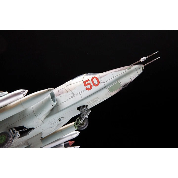Zvezda #4807 1/48 SU-25 Frogfoot Foto 4 de 4