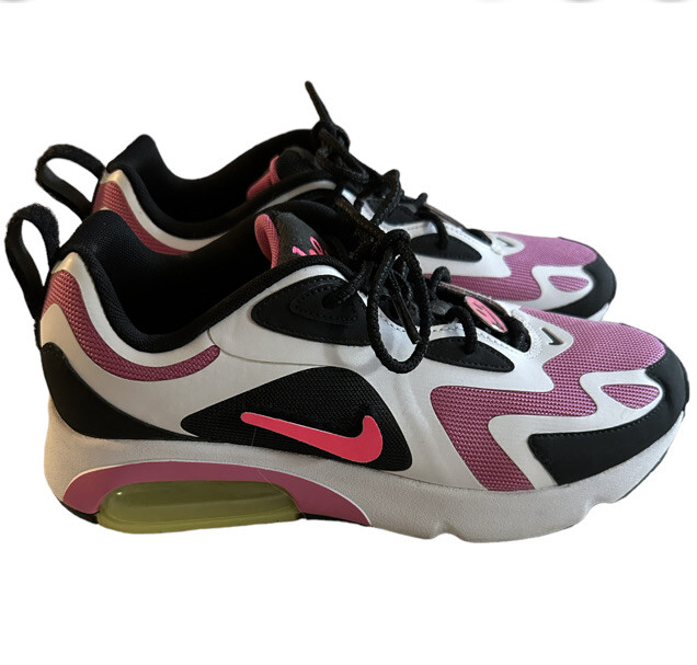 black and pink nike 200