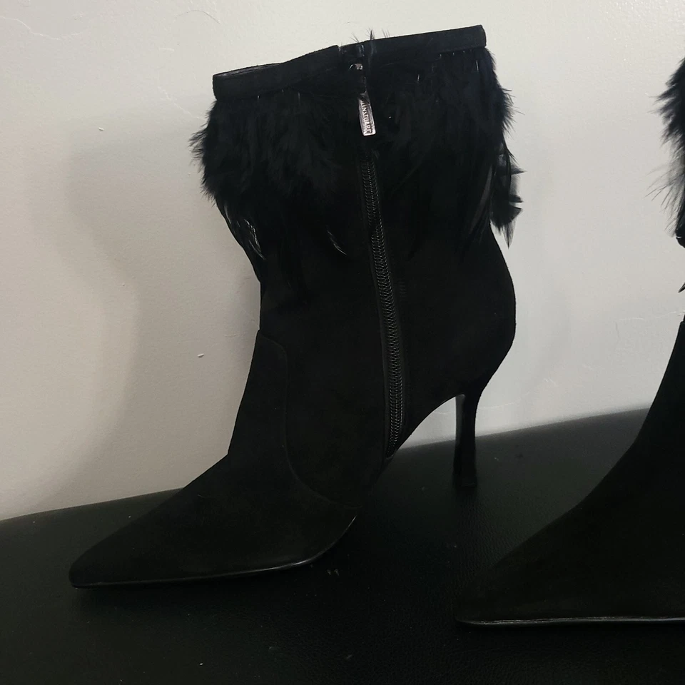 NUEVOS BOTINES COLIN STUART NEGROS CON RIBETE DE PLUMAS DE AGUJA TALLA 8 RAROS Foto 2 de 4