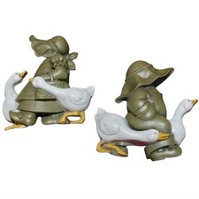 VINTAGE 1988 BURWOOD Mother Goose Set Of 2 Baby Nursery Rhyme Wall Hangings