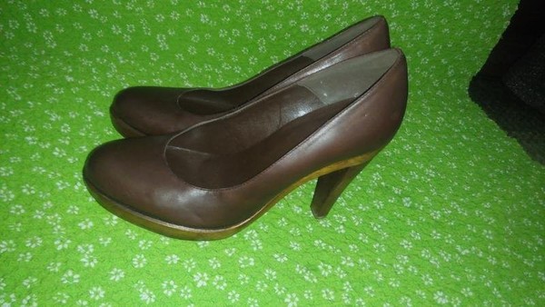 Women Carvela Heels Brown 38