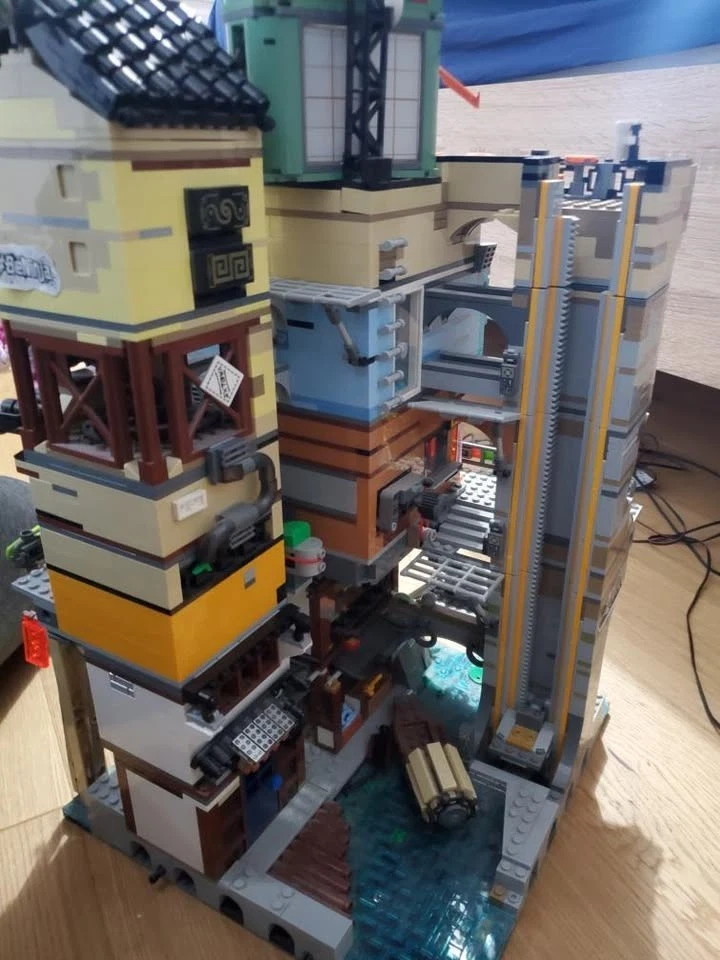 LEGO 70620 NINJAGO City, photo 4 sur 5