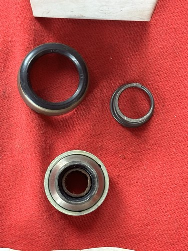 VINTAGE CENTERING YOKE REBUILD KIT GM 6258549 FORD D2TZ-4782-A MOPAR 3827050 - Picture 2 of 8