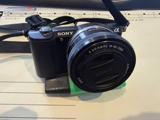Sony ILCE Alpha-5000 20.1 MP Digitalkamera