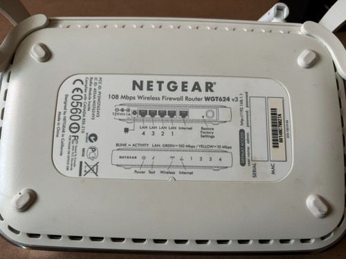 Netgear 108 Mbps 4-Port 10/100 Wireless G Firewall Router (WGT624 v3) - Picture 5 of 6