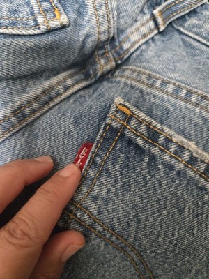 Levi's Premium Men's Blue Light Wash Denim Straight Fit Mid Rise Jeans