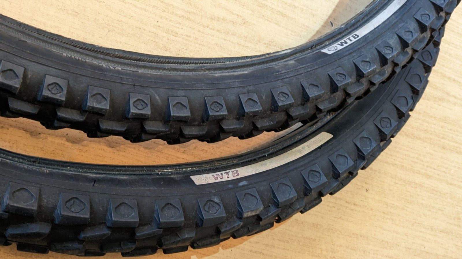 WTB Velociraptor 26"" x 2.1 (47/52) Mountain Bike Tyres MTB Front & Rear RETRO