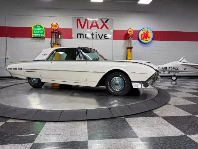 Ford Thunderbird 1962 Foto 2 de 4