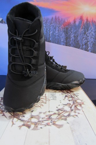 WINTER BOOTS WOMEN- SIZE 9US - BLACK - Picture 3 of 7