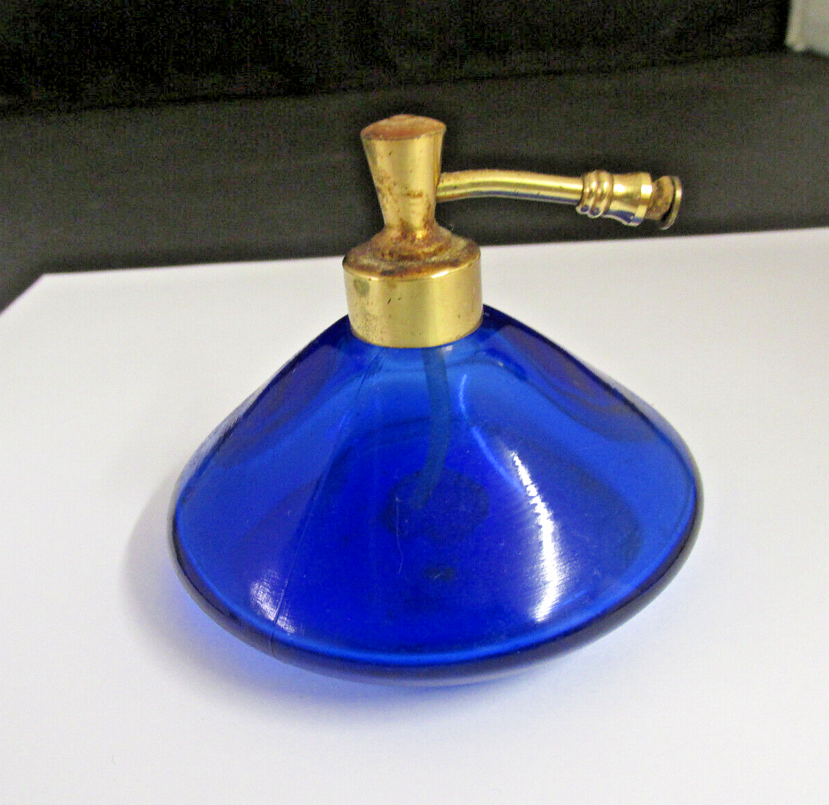 VINTAGE GOLD TONE ATOMIZER COBALT BLUE GLASS PERFUME BOTTLE 3/4 INCH I  RICE