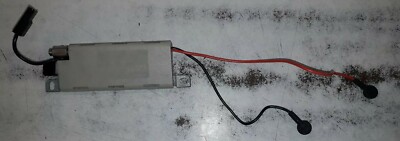 Org. Audi A4 B5 Limousine Antennenverstärker 8D5035225 Antenne Verstärker Fuba