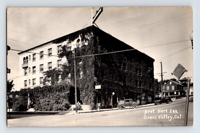 Grass Valley California Bret Harte Inn Ivy 1930s RPPC Postcard Unposted