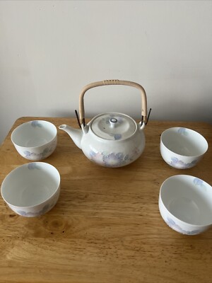 Accents Asahi Japanese Blue Floral Teapot Set With Bamboo Handle With 4 ...