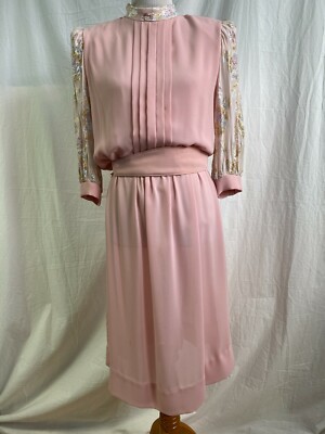 Vintage 70s Pink Chiffon Dress Cocktail Party Dress Belt Sheer Brocade Trim  6/8