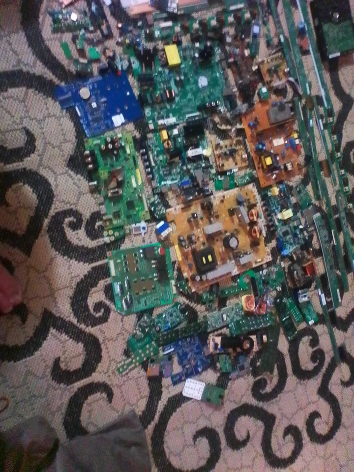 motherboard scrap - Image 3 of 4