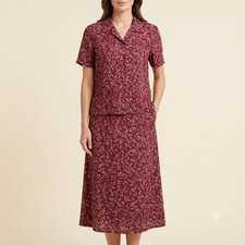V 063-Vintage Jantzen Petite Skirt Set size S / PTP 20