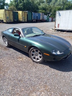 Jaguar Xk8