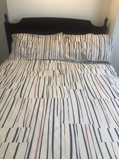 Sainsburys Dble.  Duvet Cover & 2 Pillowcases.