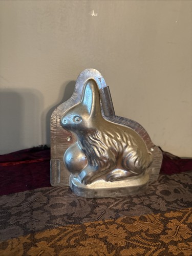 Antique Early VTG German Tin Chocolate Mold Bunny Rabbit 