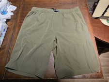 Gerry Men  s Pull-On Trail Shorts, Green, Size M.