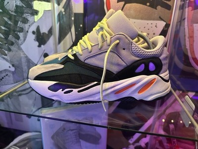 adidas Yeezy Boost 700 Low Wave Runner SIZE: 9.5