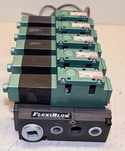 5X Numatics 252SA400M017N61 24VDC 6 Watt  Valve AK25B-5 Base Block 3/4”-1/2” Prt - Picture 5 of 5